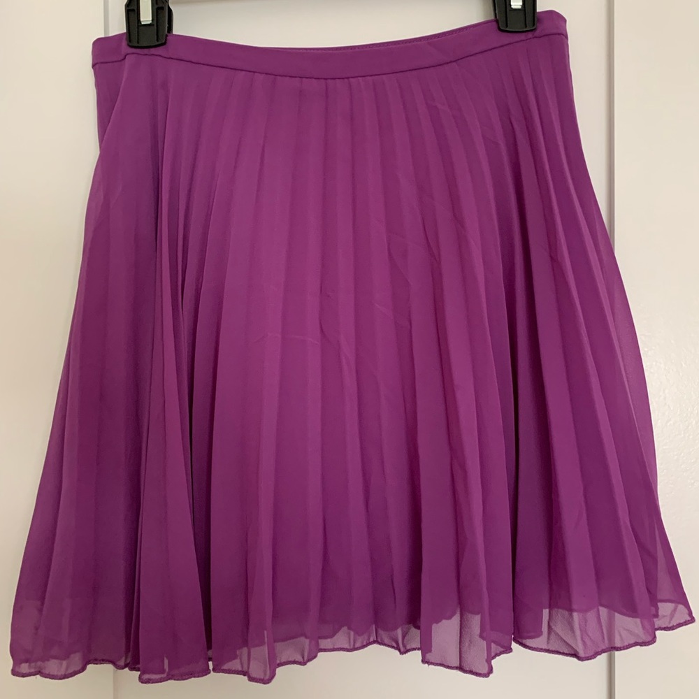 ASOS purple pleated mini skirt size US 6/ UK 10